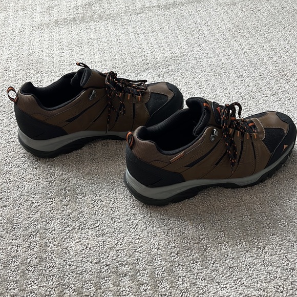 Pacific Mountain Butte Low Trail Shoe - Picture 3 of 5